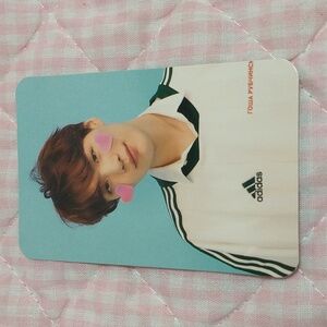 BTS Love Yourself Answer Ver. F Photocard (Suga)